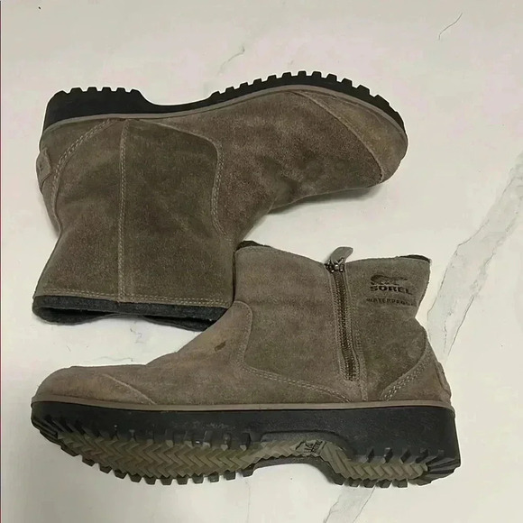 Sorel waterproof Suede boots - Picture 4 of 5